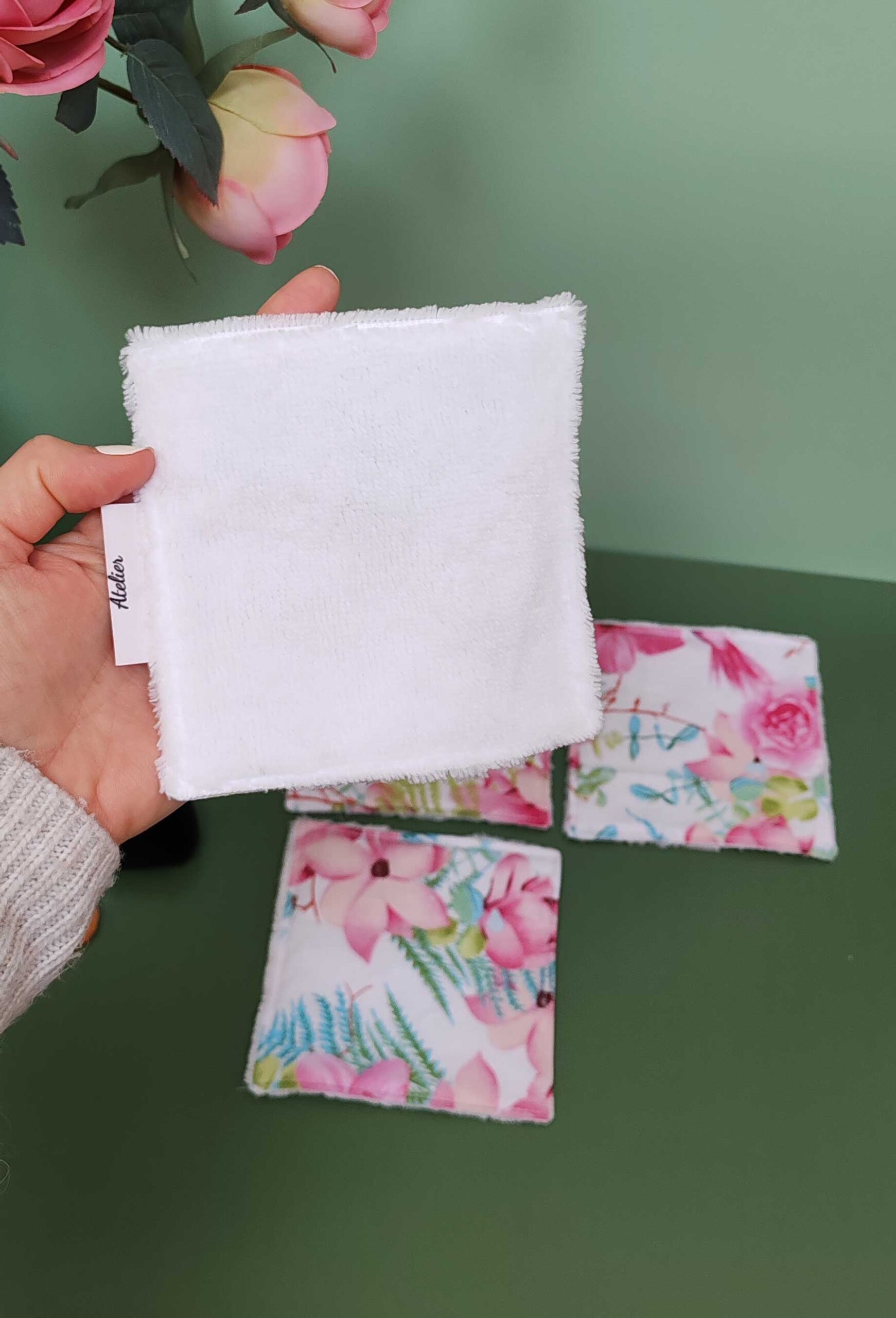 lingettes-eponge-bambou-blanc-isana-atelier