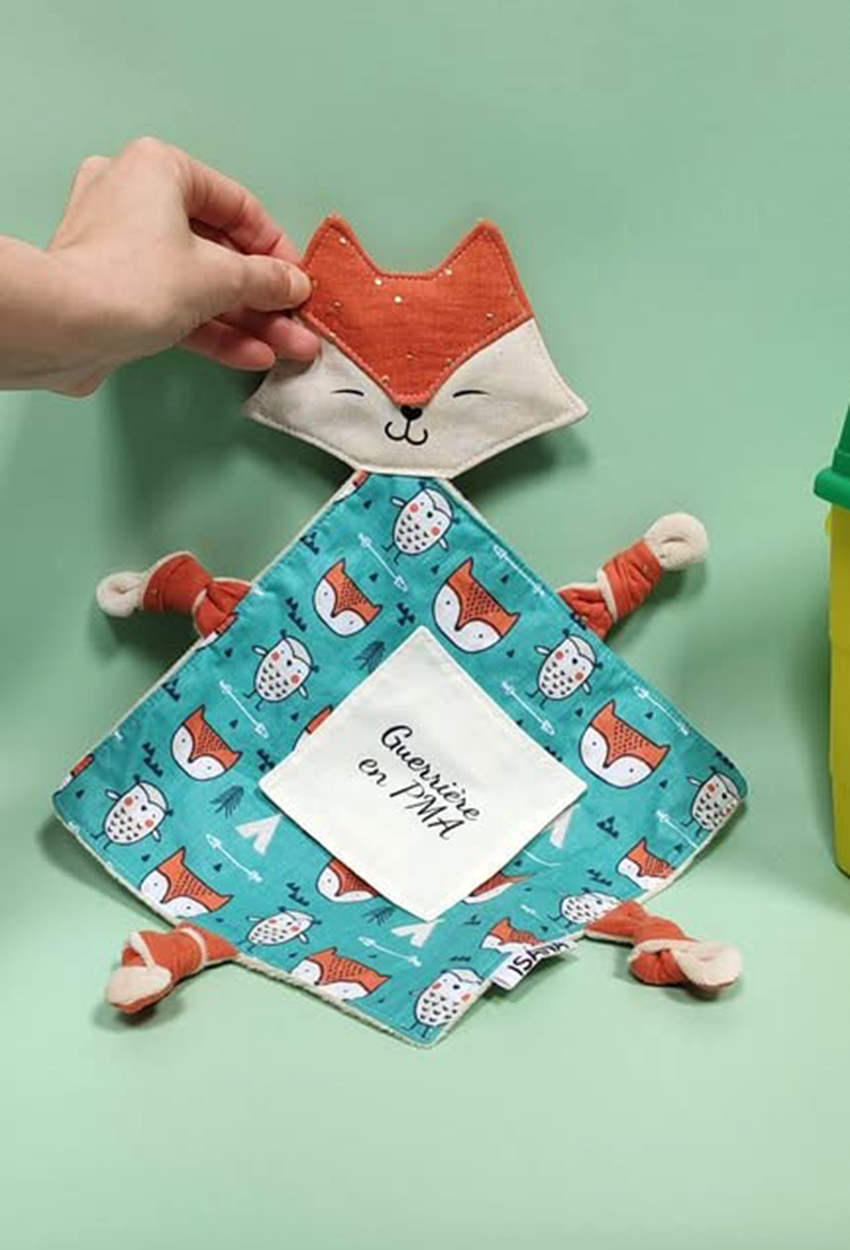 doudou-etapes-pma-renard-pois-rouille-nez