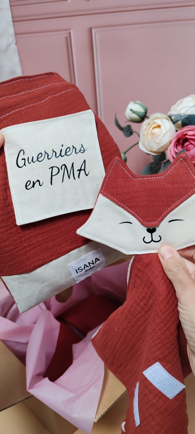 Box PMA avec doudou étapes renard terracotta et carte « Guerriers en PMA »