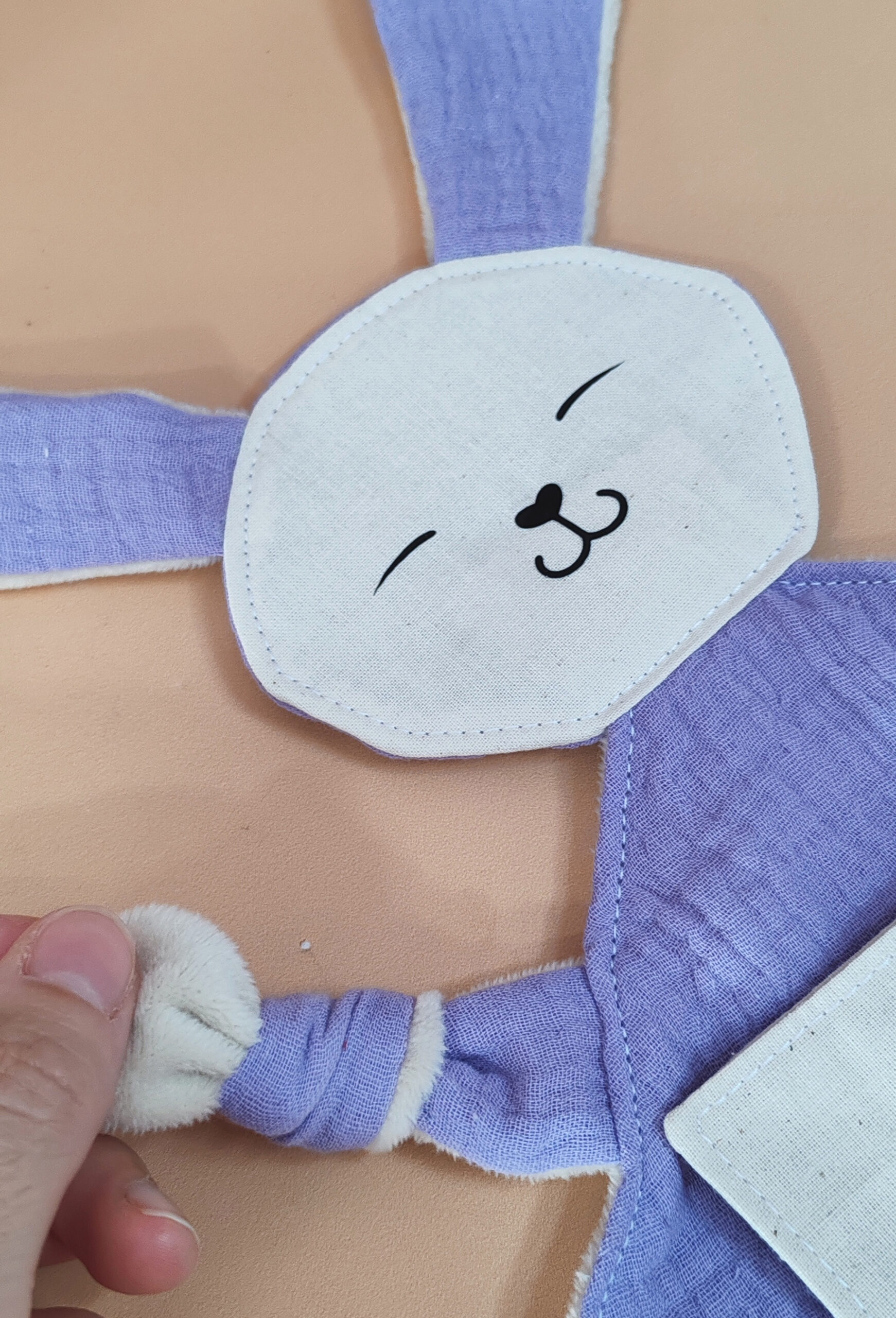 doudou-etapes-pma-lapin-uni-mauve-tete